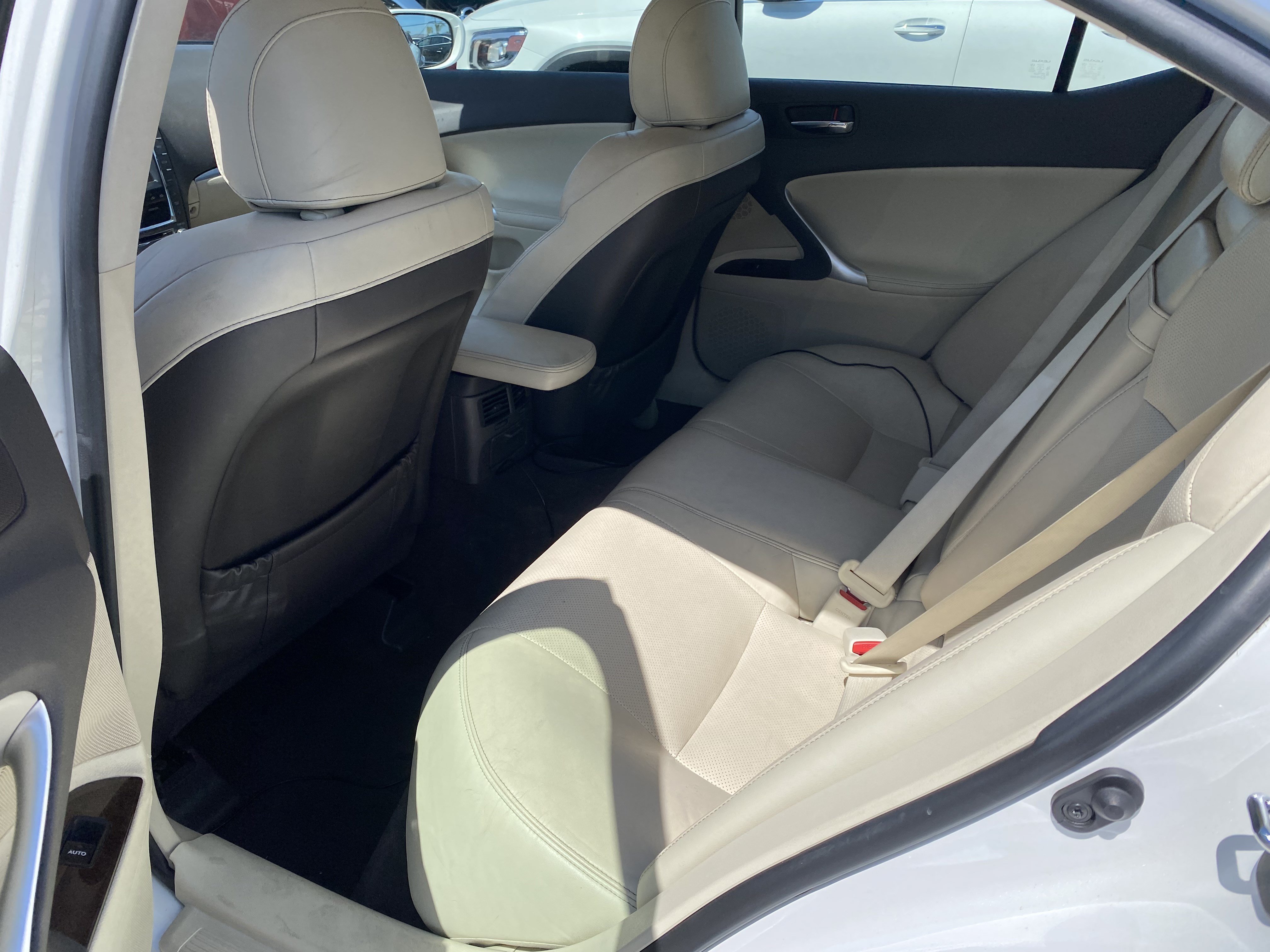 Used 2012 Lexus IS 250 w/ Premium Pkg Value Edition RWD image 17