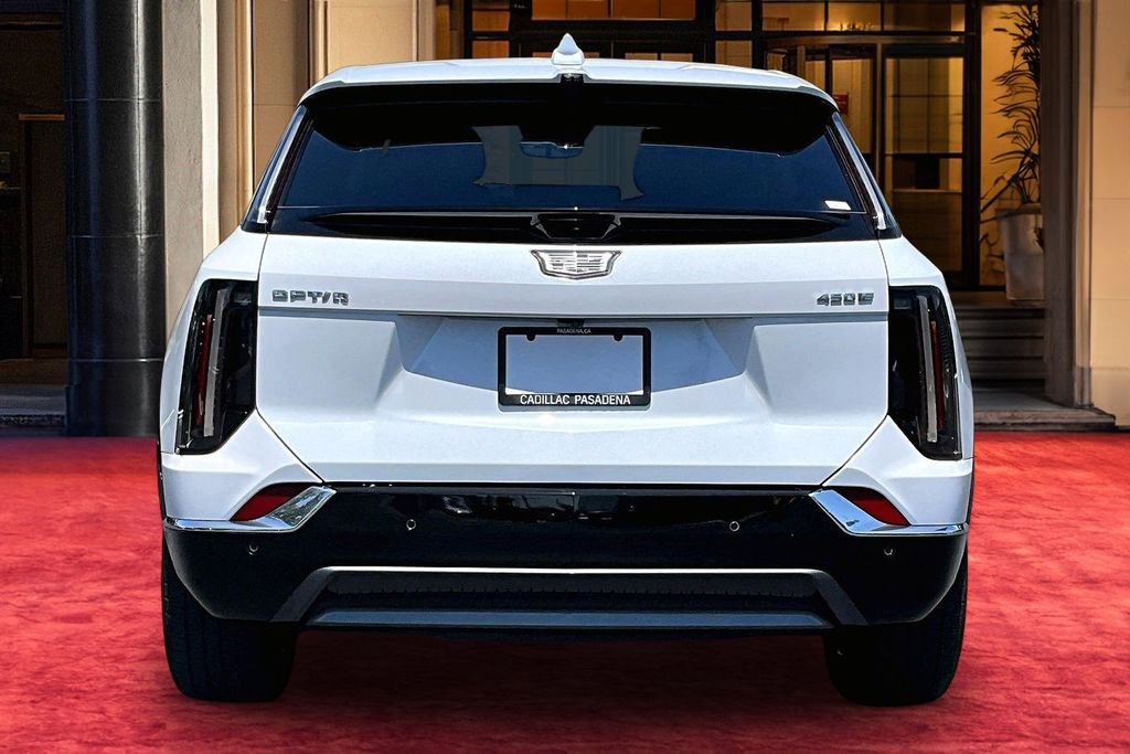 New 2026 Cadillac Optiq Luxury 1 RWD image 5