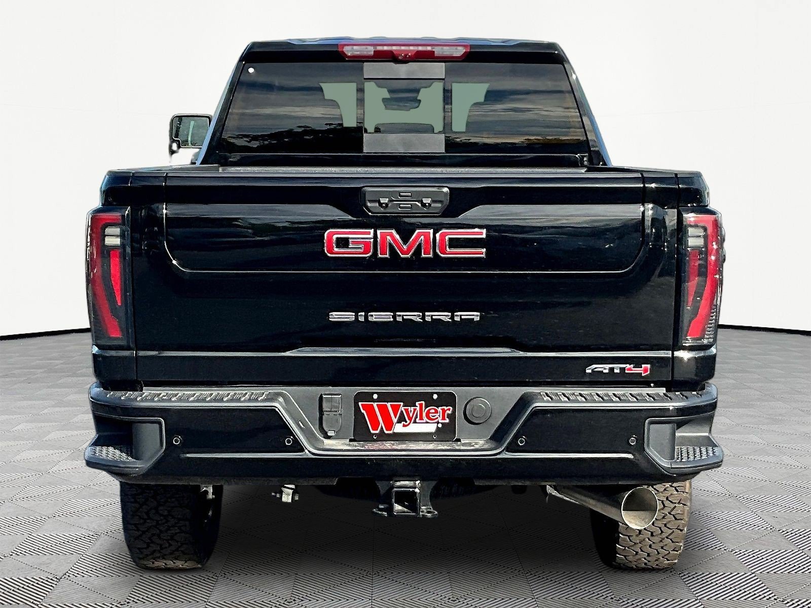 New 2026 GMC Sierra 3500 AT4 w/ AT4 Premium Plus Package AWD/4WD image 5