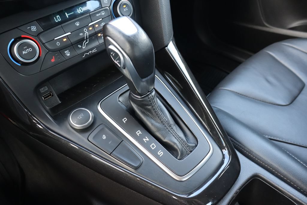 Used 2018 Ford Focus Titanium FWD image 9