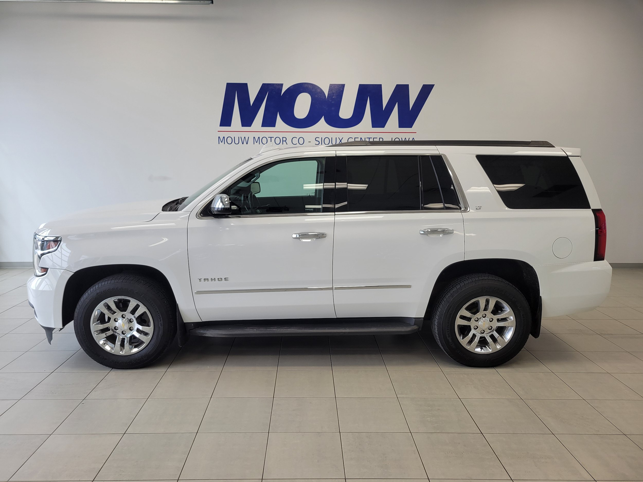 Used 2017 Chevrolet Tahoe LT AWD/4WD image 1