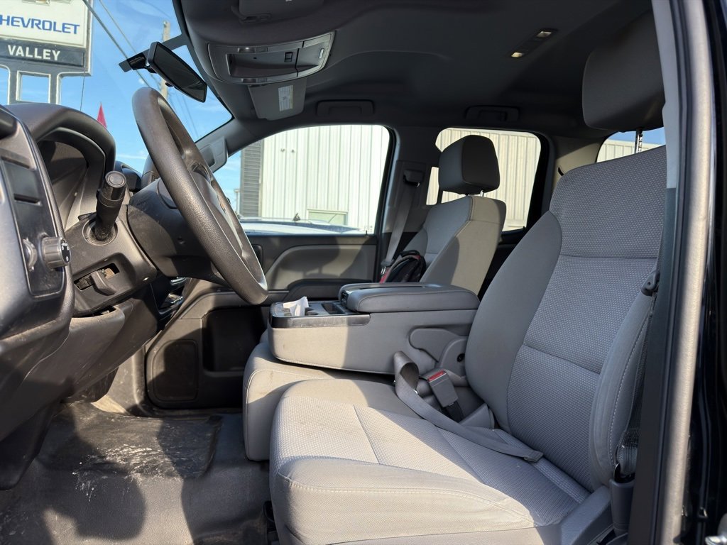 Used 2016 Chevrolet Silverado 1500 Custom image 2