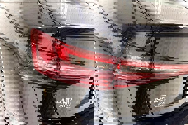 Used 2025 Volkswagen Jetta SE image 29