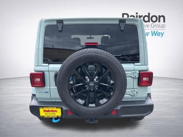 Used 2023 Jeep Wrangler Unlimited Sahara w/ Cold Weather Group AWD/4WD image 6