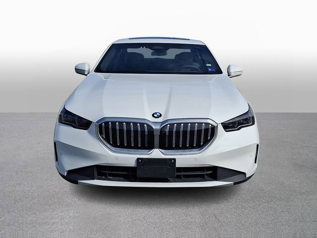 Used 2026 BMW 530i xDrive image 2