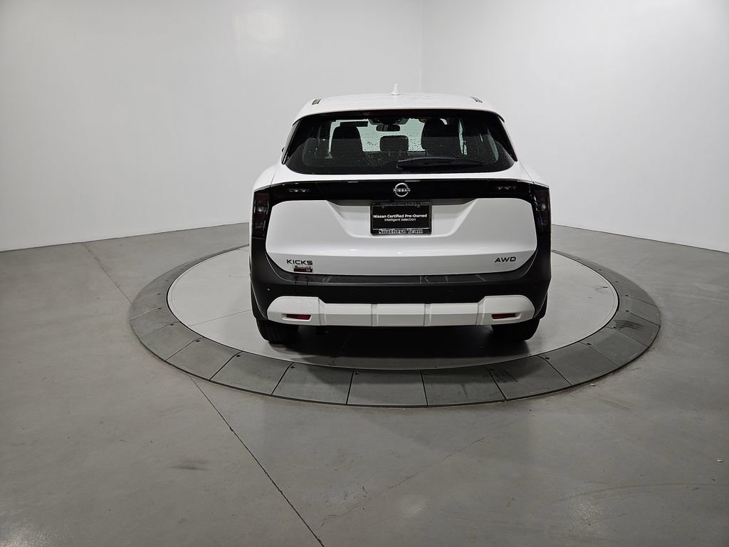 Certified 2025 Nissan Kicks S image 4