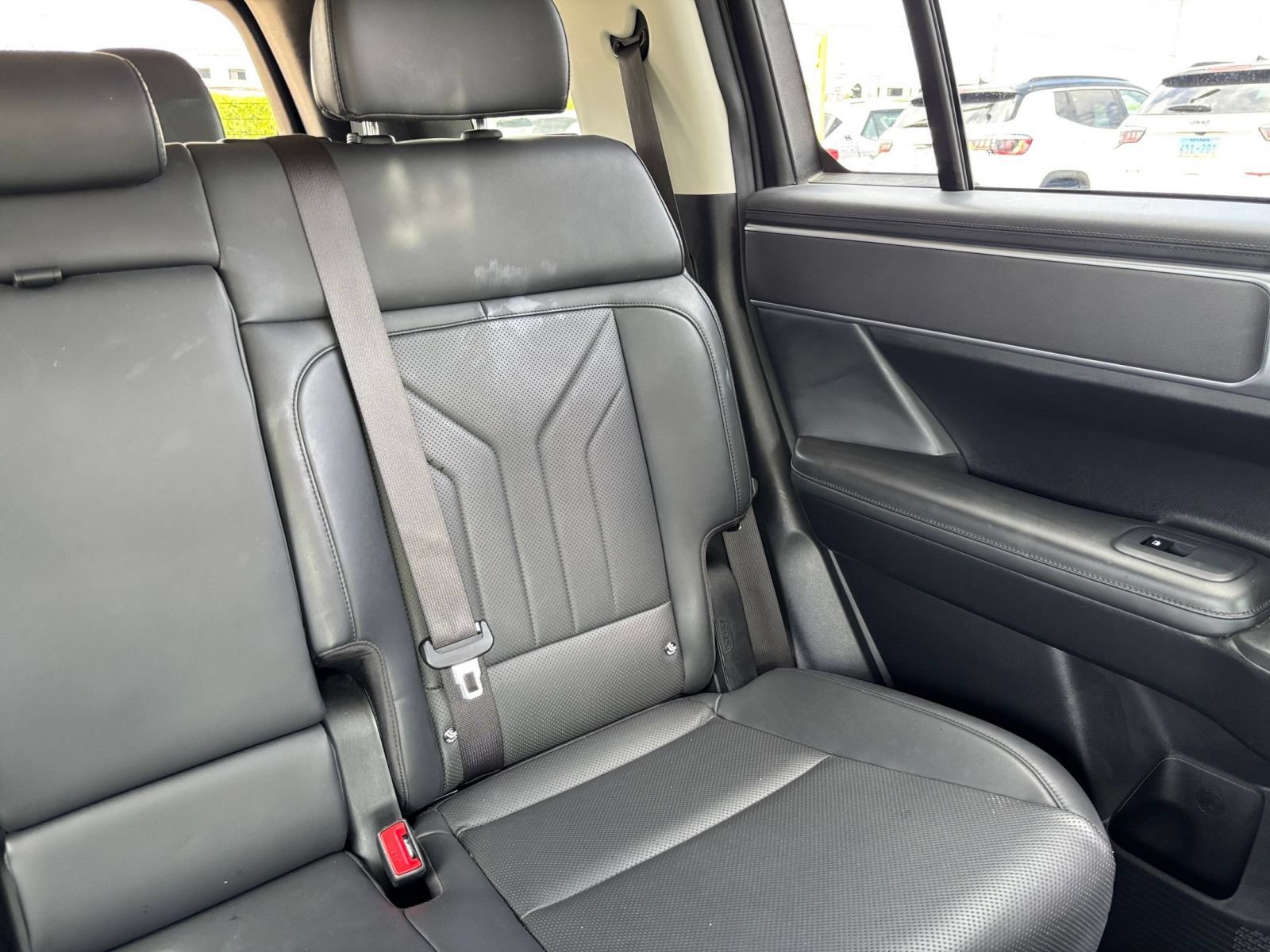 Used 2025 Hyundai Santa Fe SEL AWD/4WD image 39