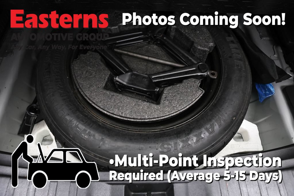 Used 2024 Toyota RAV4 XLE AWD/4WD image 21