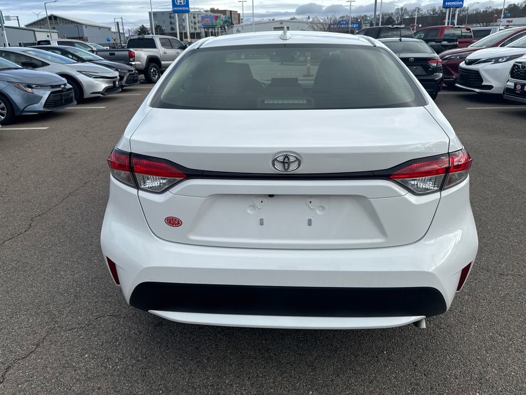 Used 2020 Toyota Corolla LE FWD image 6
