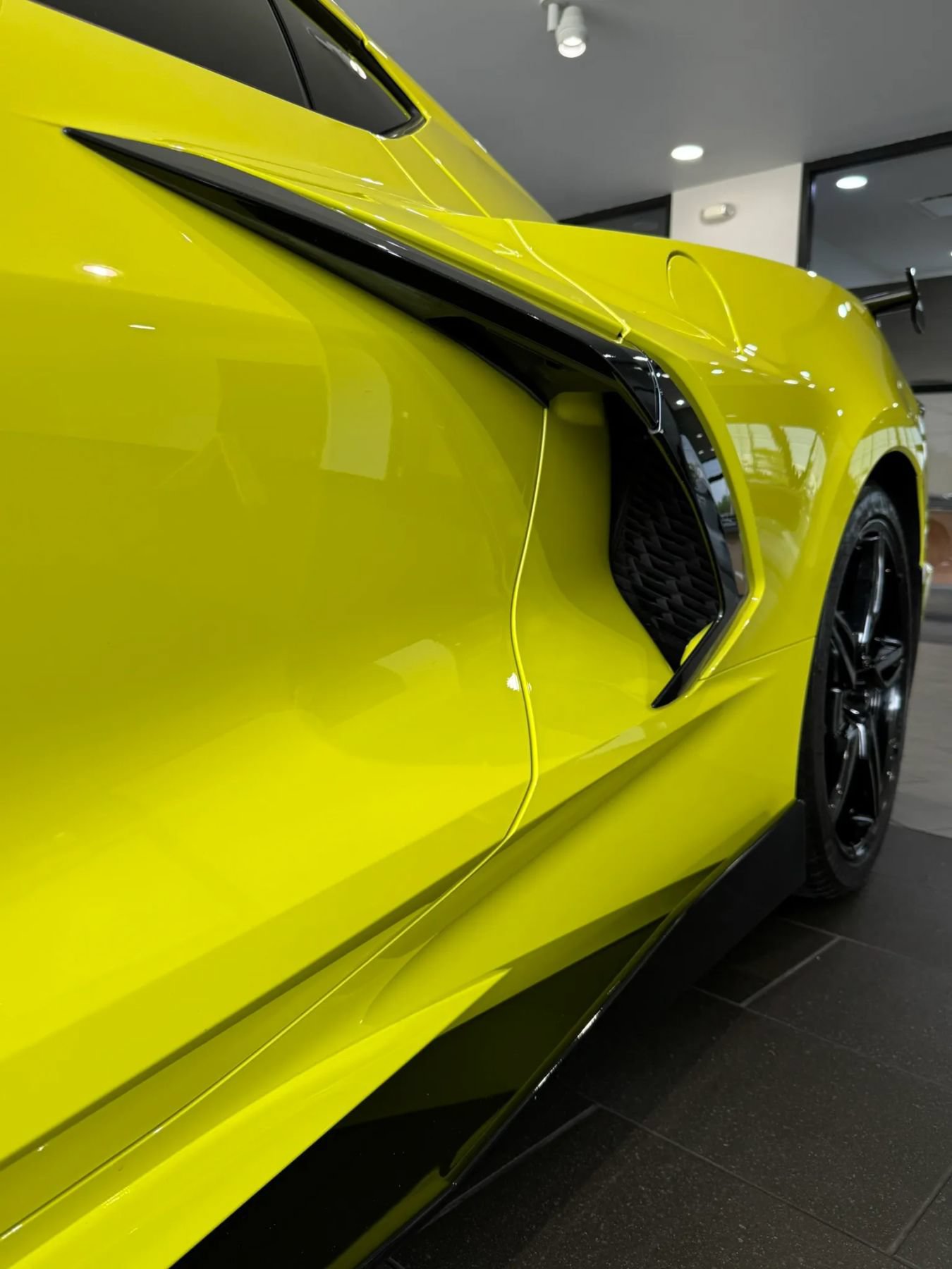 Used 2023 Chevrolet Corvette Stingray Coupe w/ Z51 Performance Package RWD image 62