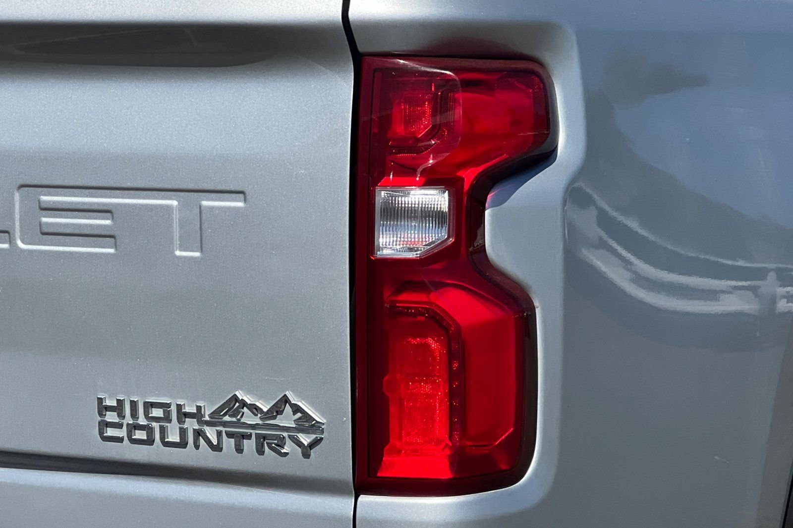 Used 2021 Chevrolet Silverado 3500 High Country w/ Z71 Off-Road Package image 49