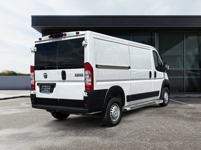 Used 2025 RAM ProMaster 2500 w/ U-Haul Equipment Group FWD image 5