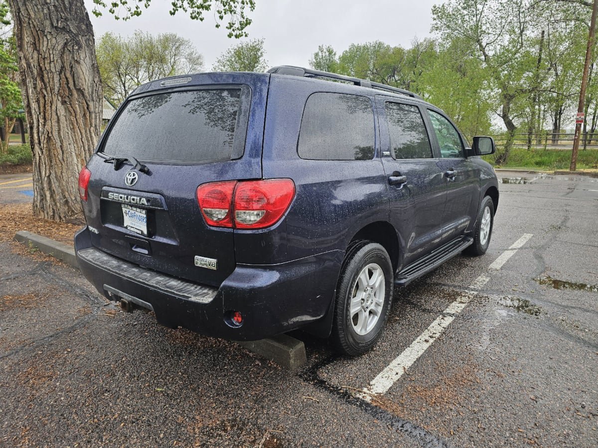 Used 2008 Toyota Sequoia SR5 w/ Towing Pkg AWD/4WD image 5