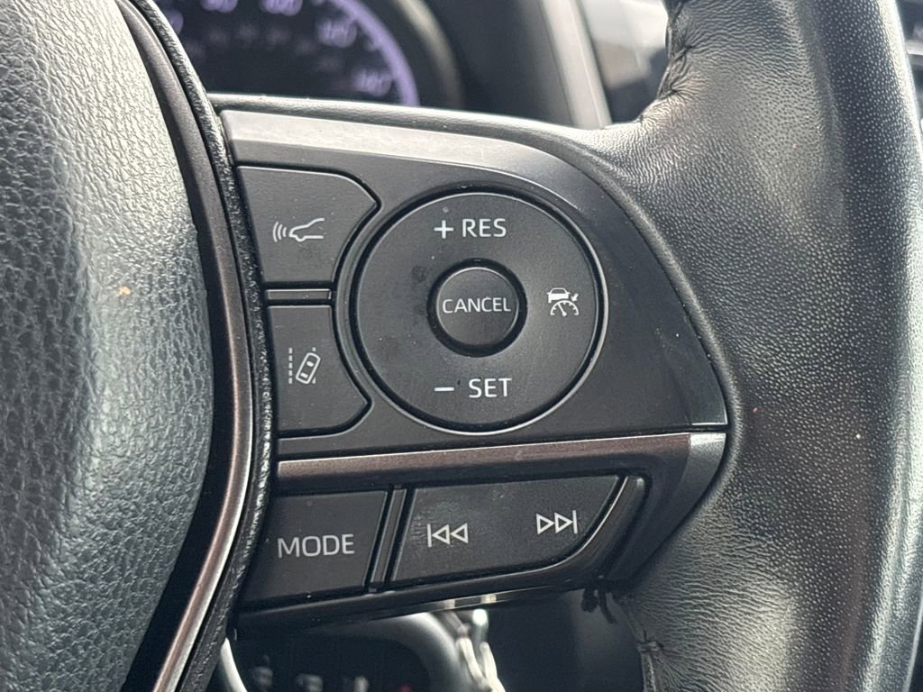 Used 2021 Toyota Camry SE image 19