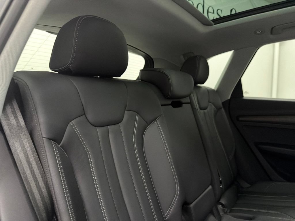 Used 2024 Audi Q5 2.0T Premium AWD/4WD image 26
