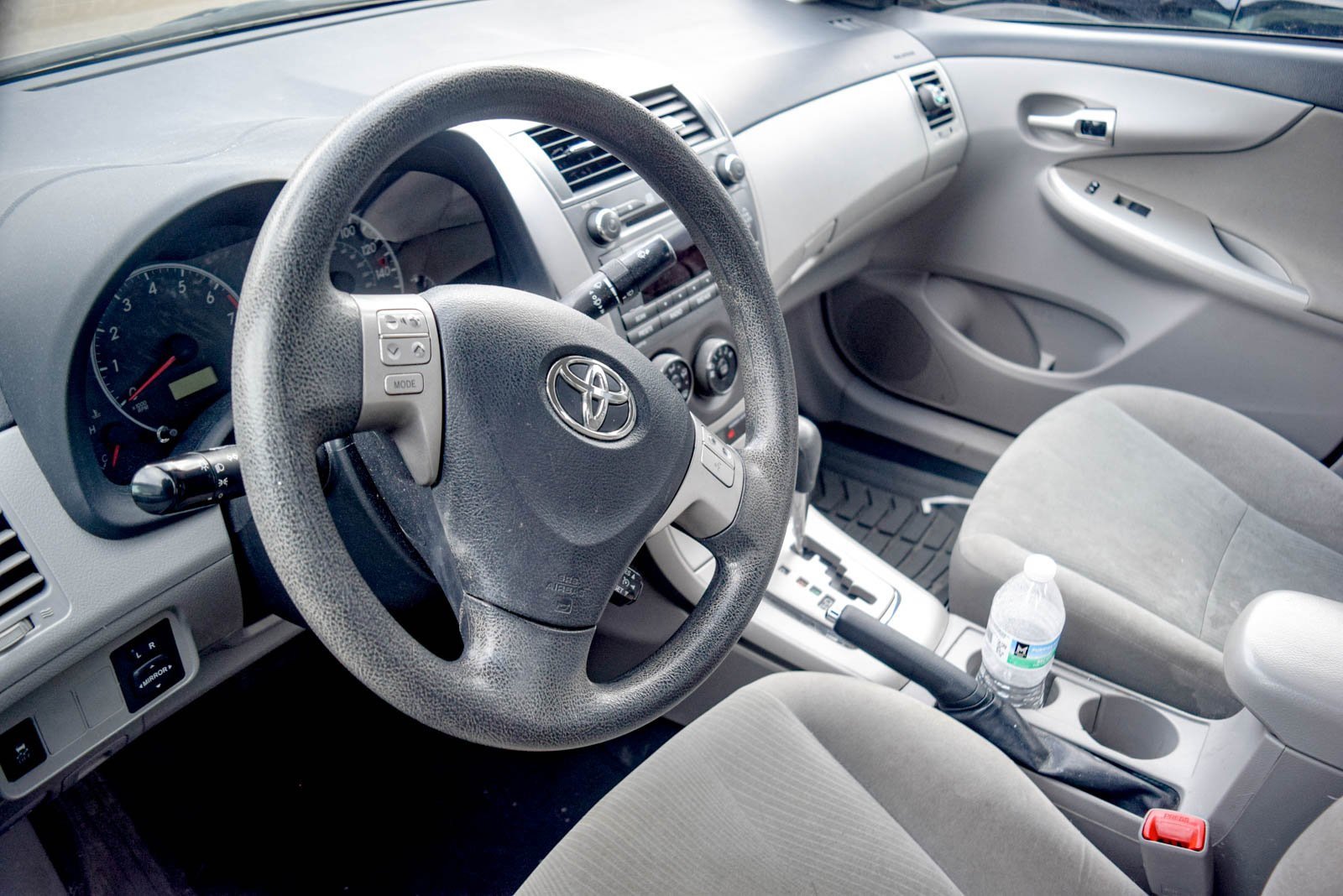 Used 2011 Toyota Corolla LE image 11