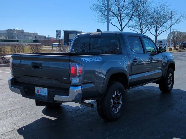Certified 2023 Toyota Tacoma TRD Off-Road AWD/4WD image 5