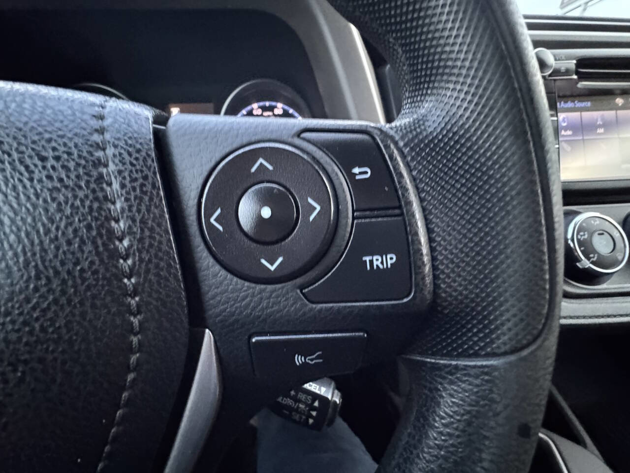 Used 2018 Toyota RAV4 LE w/ All Weather Liner Package image 26