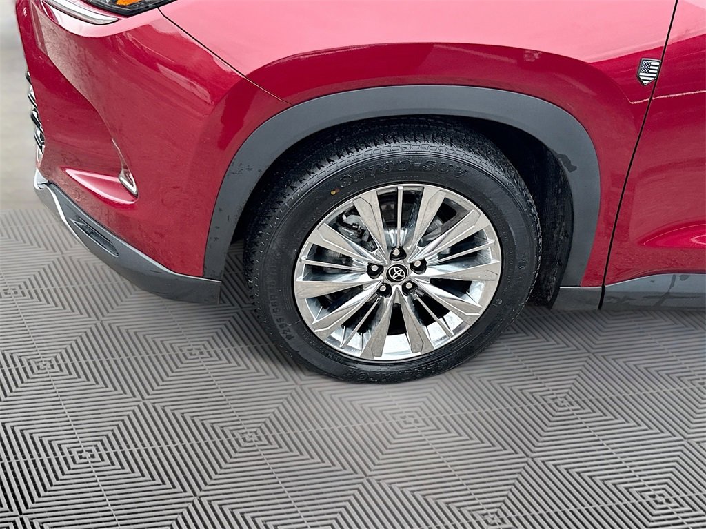 Used 2024 Toyota Grand Highlander Platinum image 34
