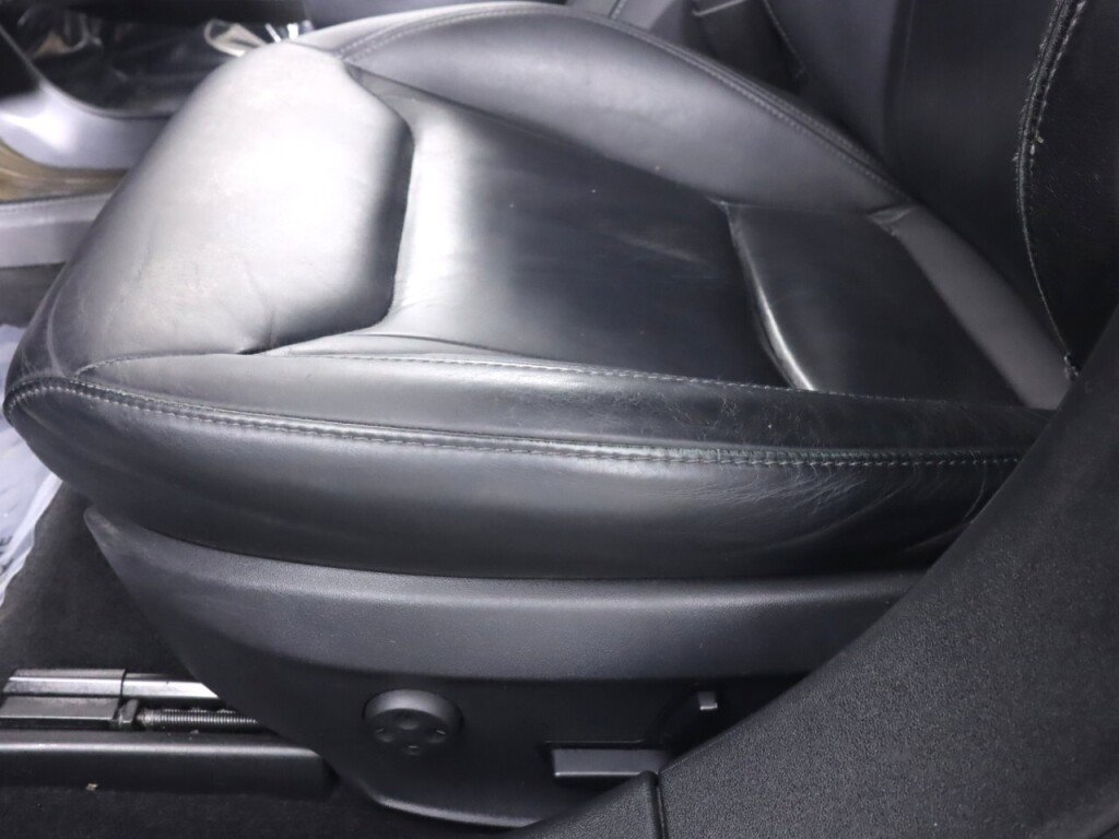 Used 2015 Tesla Model S 70D AWD/4WD image 28