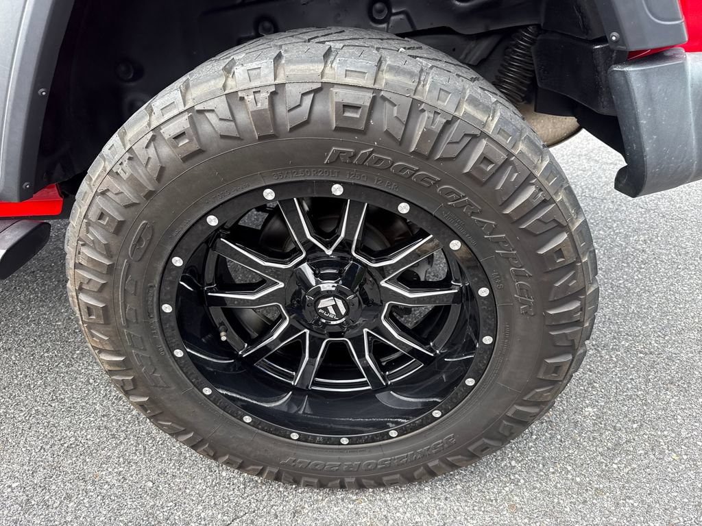 Used 2018 Jeep Wrangler Unlimited Sport S AWD/4WD image 19
