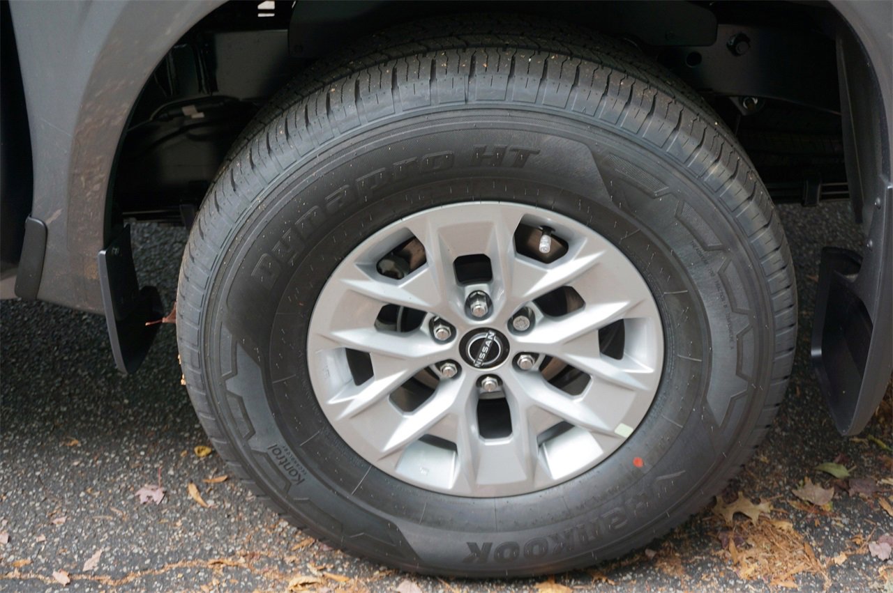 New 2026 Nissan Frontier S image 5