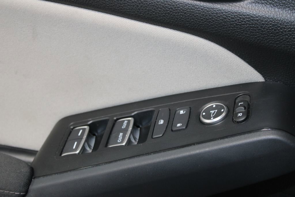 Used 2024 Honda Civic EX image 23