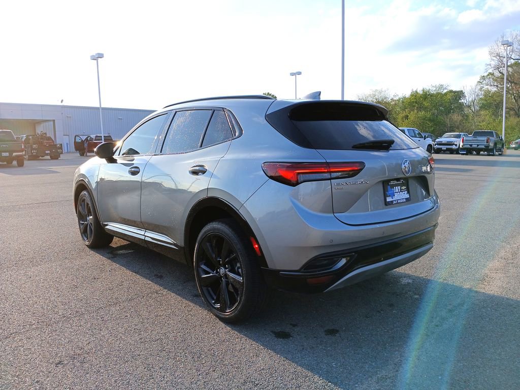 Certified 2023 Buick Envision Essence w/ Sport Touring Package image 6