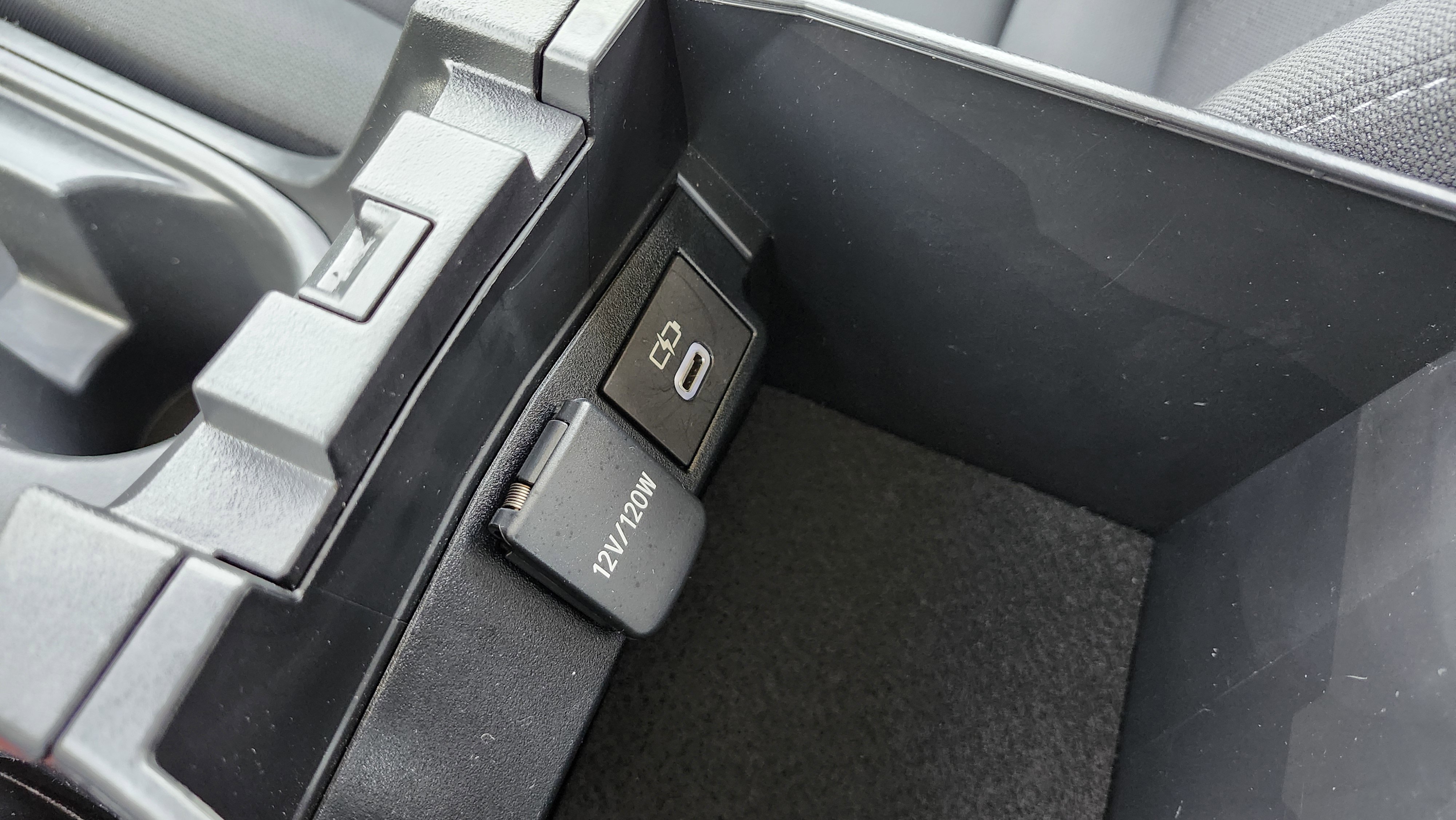 Used 2024 Toyota Corolla LE image 8