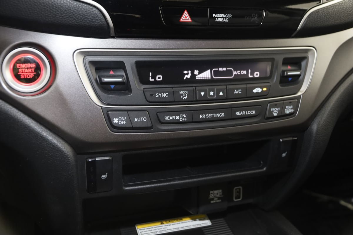 Used 2021 Honda Pilot Special Edition image 29