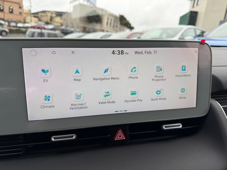 Used 2024 Hyundai Ioniq 5 Limited image 28