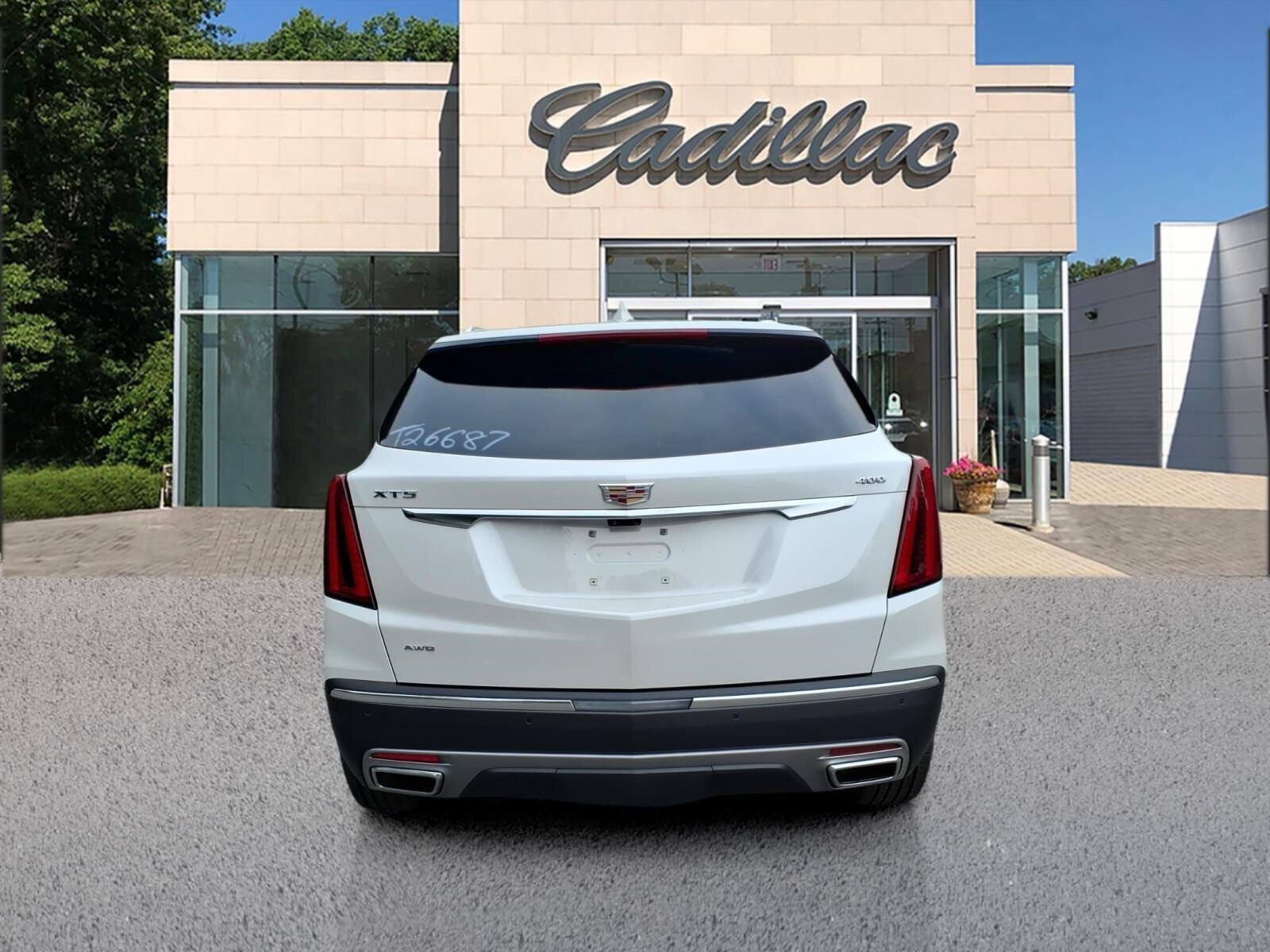 New 2026 Cadillac XT5 Premium Luxury w/ Driver Assist Package AWD/4WD image 4