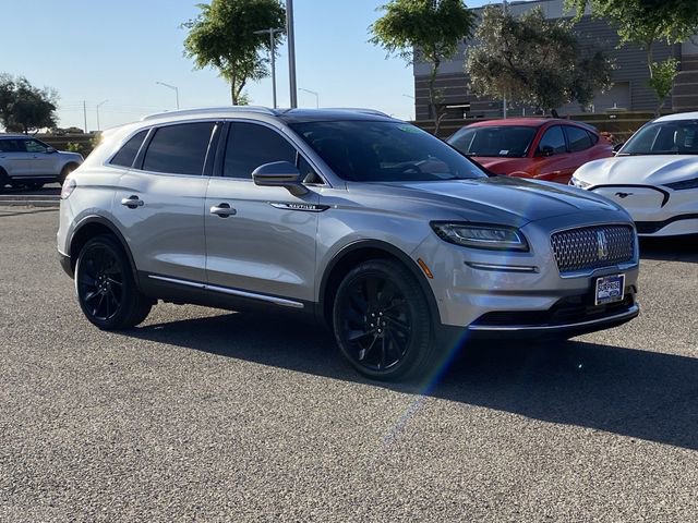 Used 2022 Lincoln Nautilus Reserve w/ Equipment Group 201A image 8