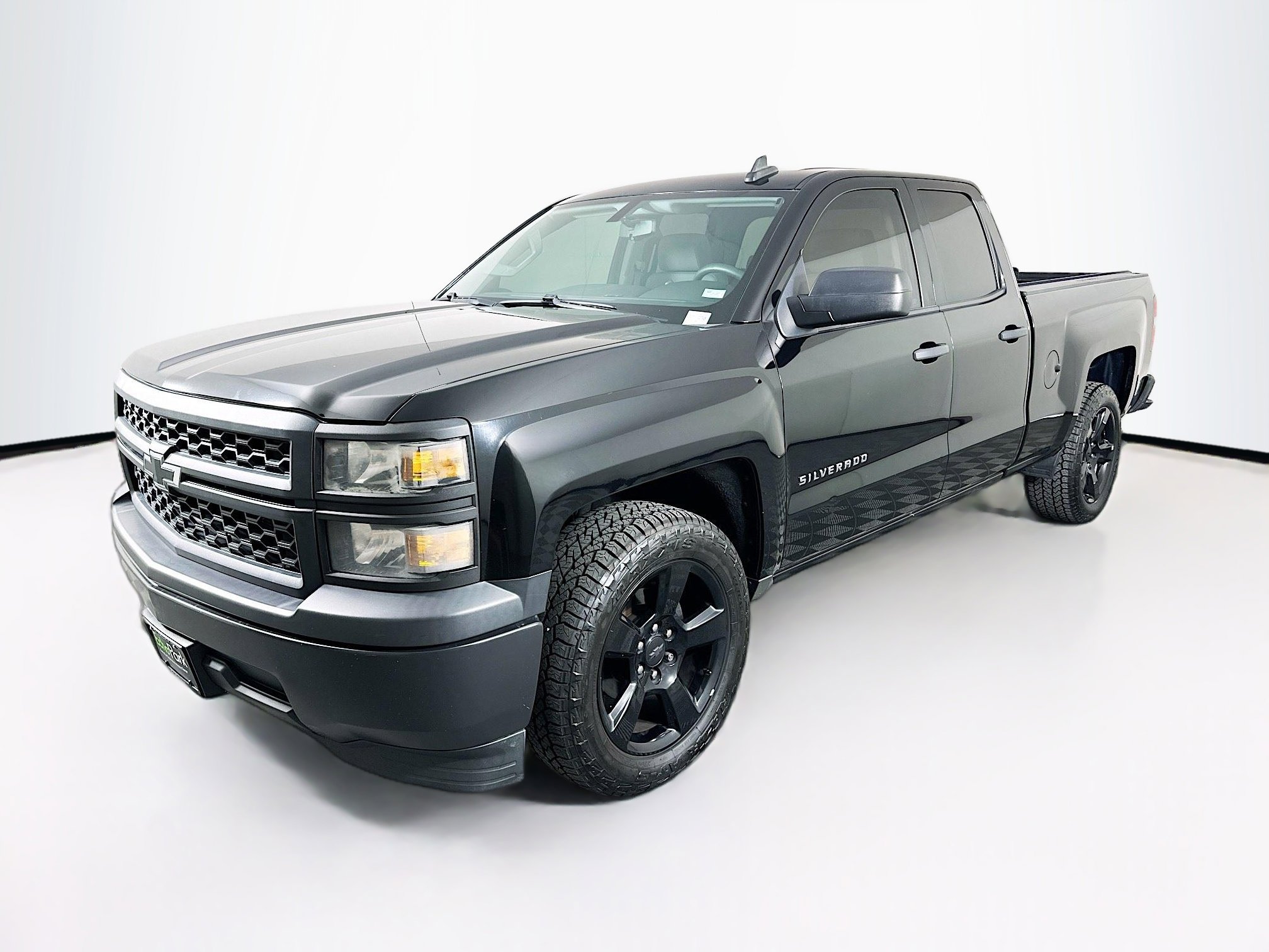 Used 2015 Chevrolet Silverado 1500 W/T w/ Black Out Edition image 3