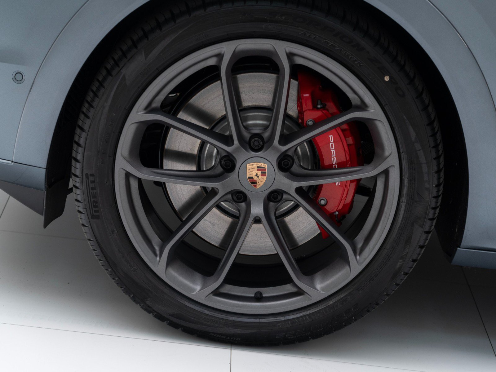 Used 2026 Porsche Cayenne GTS AWD/4WD image 12