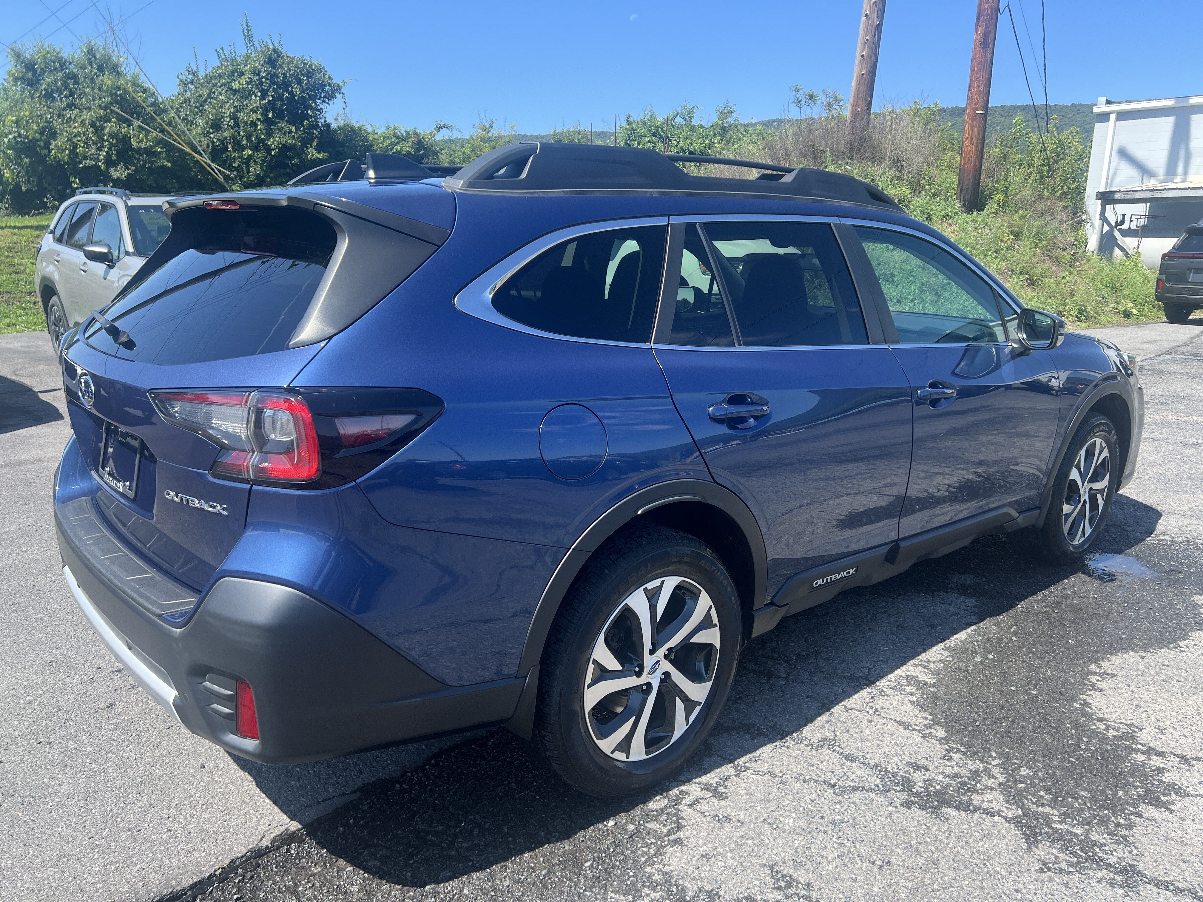 Used 2021 Subaru Outback Limited w/ Popular Package #2 AWD/4WD image 26