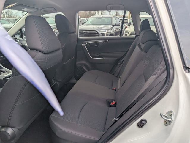 Used 2025 Toyota RAV4 LE image 9