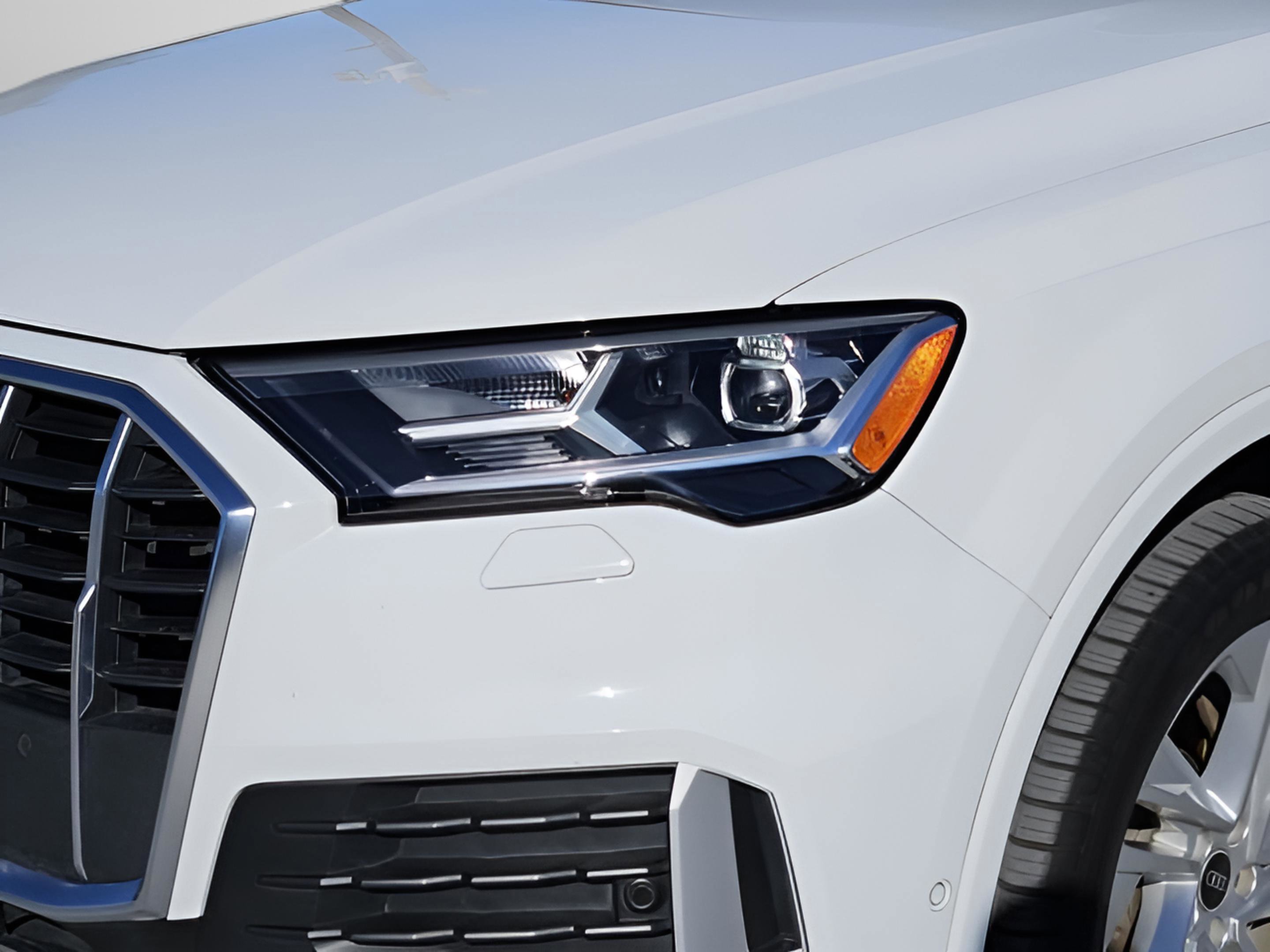 Used 2022 Audi Q7 2.0T Premium w/ Convenience Package image 31