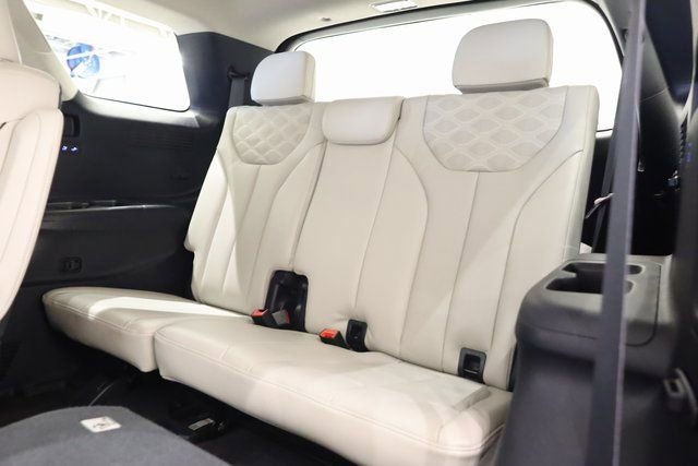 Used 2021 Hyundai Palisade Limited image 32