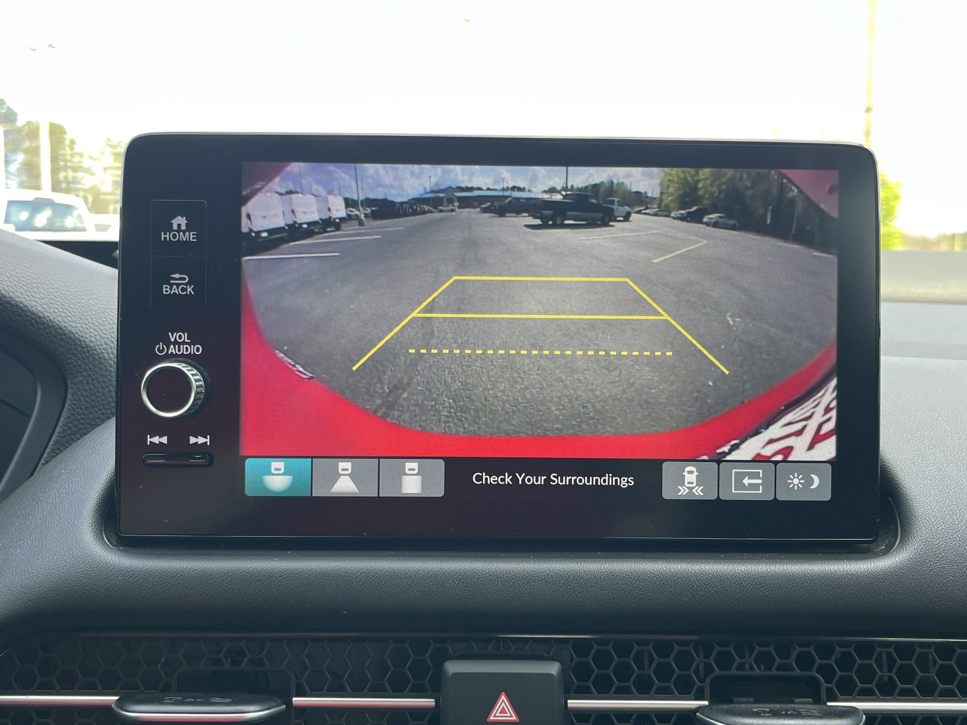 Used 2023 Honda HR-V EX-L image 3