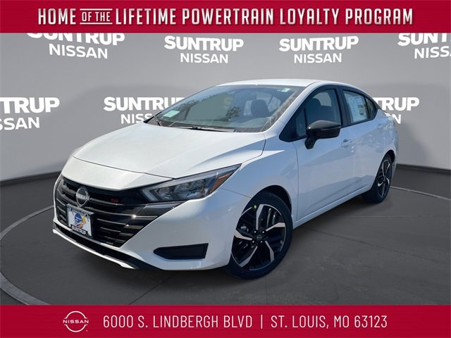 New 2025 Nissan Versa SR image 1