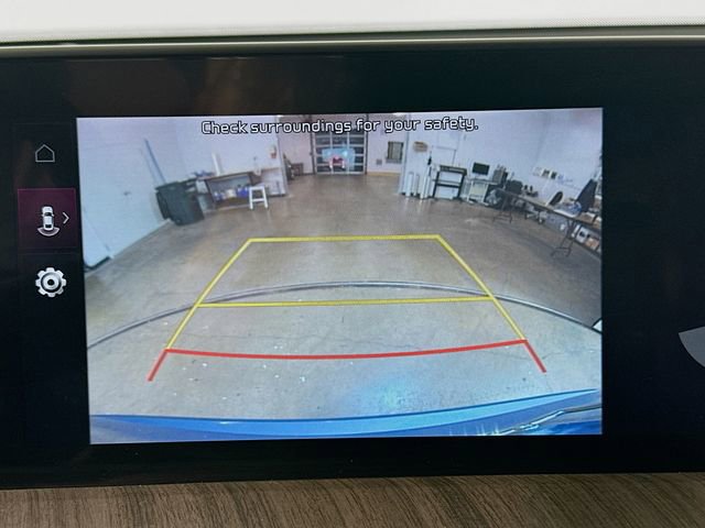 Used 2023 Kia Telluride EX w/ EX Captain's Chair Package image 29