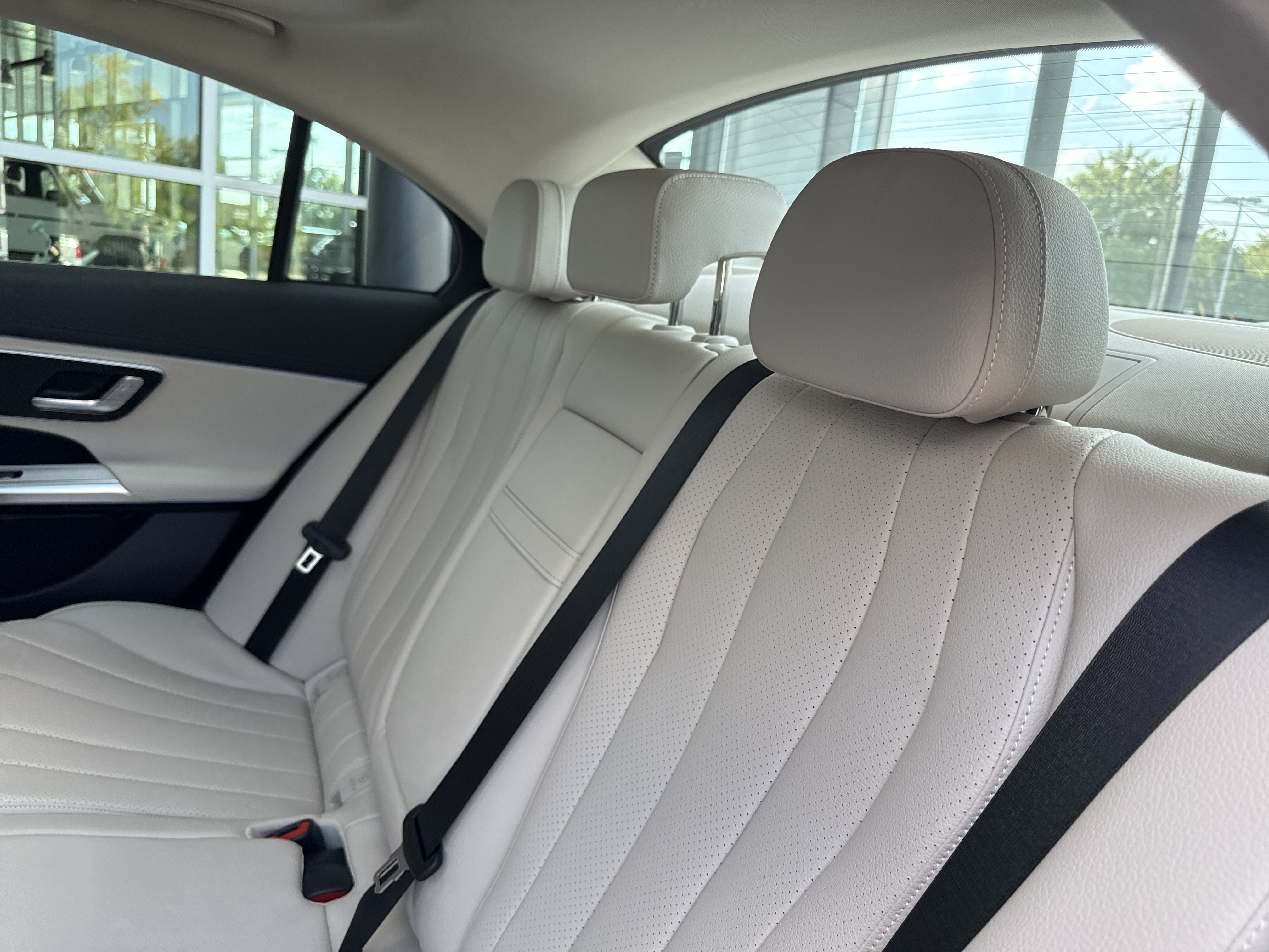 New 2027 Mercedes-Benz E 350 Sedan image 34