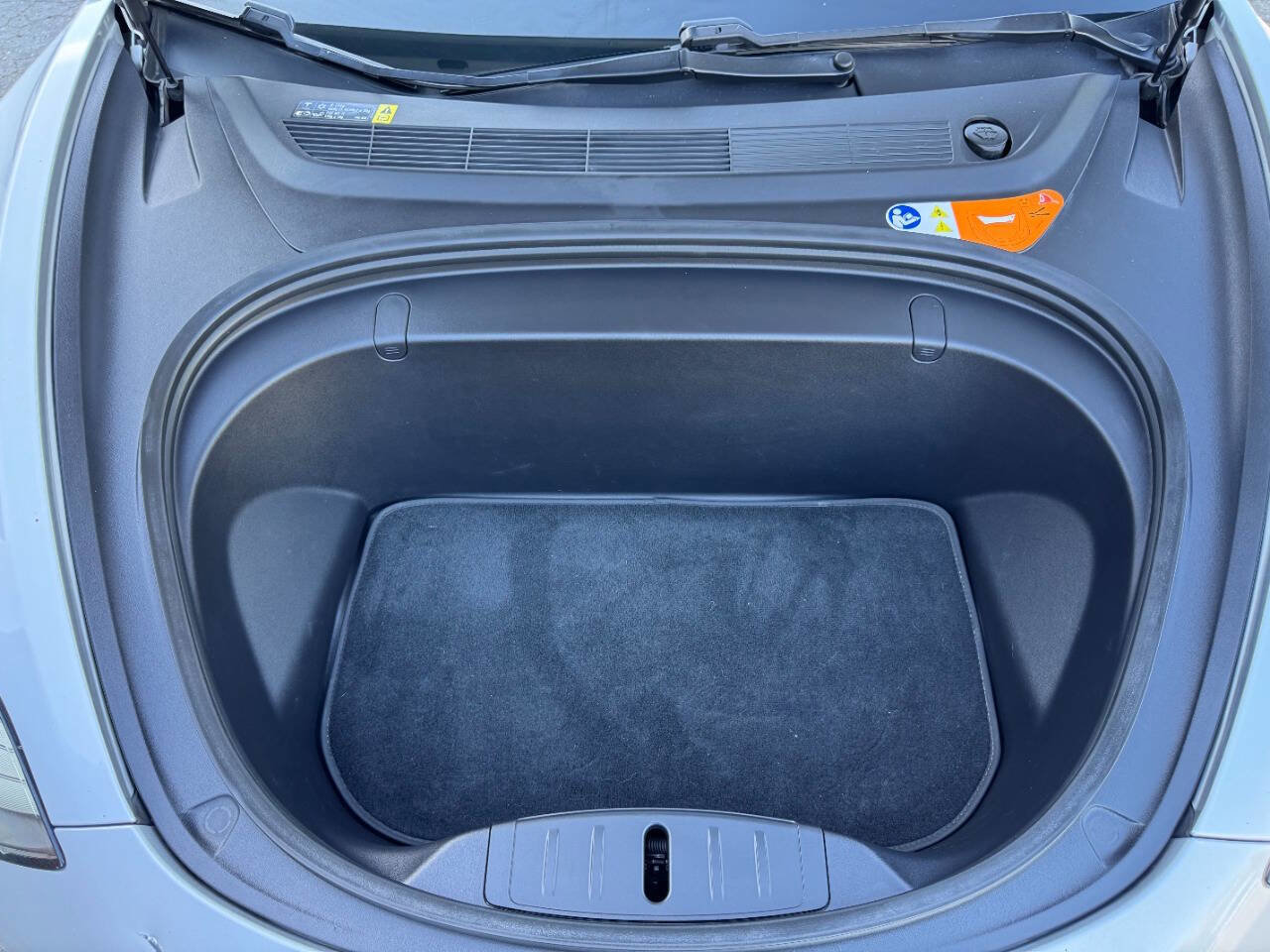 Used 2018 Tesla Model 3 Long Range RWD image 18