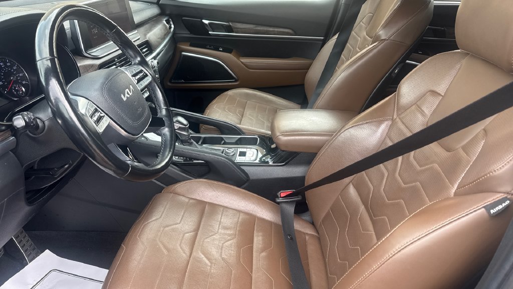Used 2022 Kia Telluride SX w/ SX Prestige Package AWD/4WD image 9