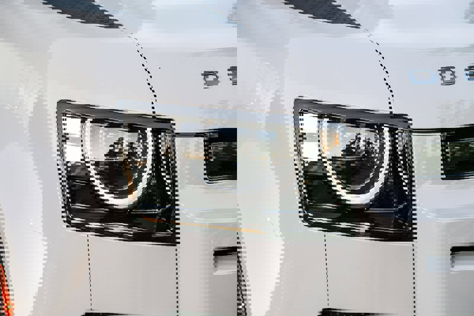 New 2026 Land Rover Defender 110 S image 4