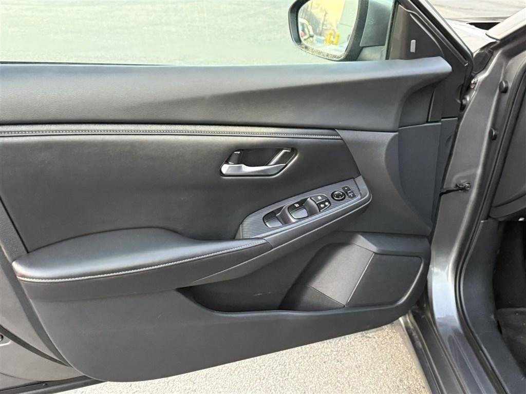 Used 2021 Nissan Sentra SV image 11