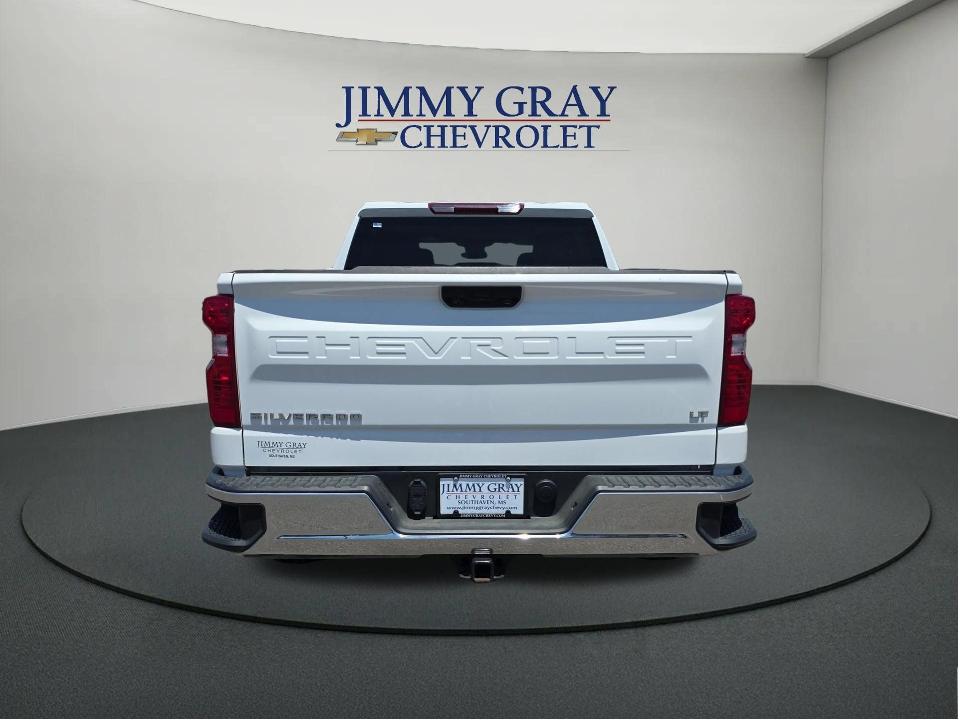 Used 2025 Chevrolet Silverado 1500 LT AWD/4WD image 4