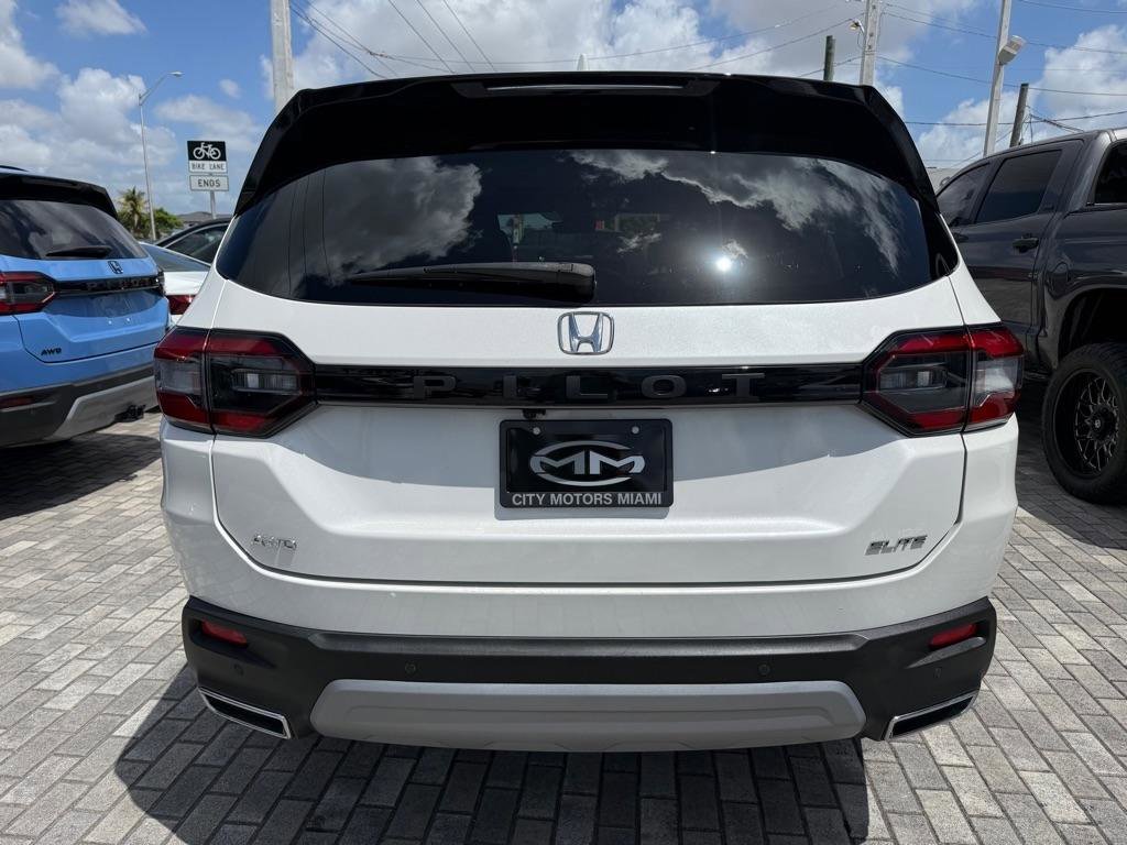 Used 2023 Honda Pilot Elite image 6