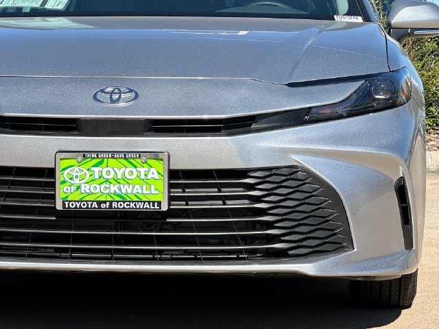 New 2026 Toyota Camry LE FWD image 7